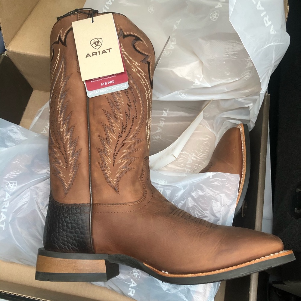 BRAND NEW!!! Ariat Top Hand Boots - Picture 2 of 3
